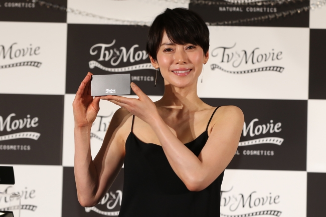 【18年4月25日発売】中谷美紀さんプロデュース。1色展開ファンデーション