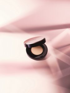 【19年2月21日発売】クリームからパウダーに。CPB新ファンデ