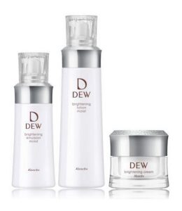 【19年3月16日発売】カネボウDEWから美白ライン誕生